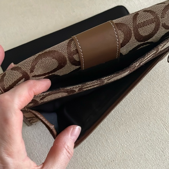 Canvas Trifold Wallet in Tan/Brown - Picture 4 of 7